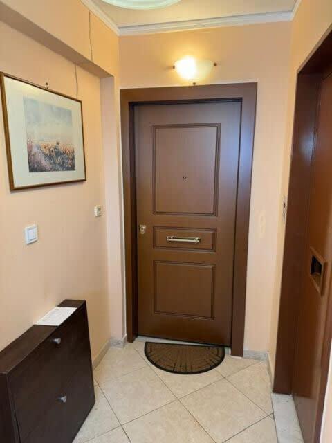 Apartment Cute One Bedroom In Pireas